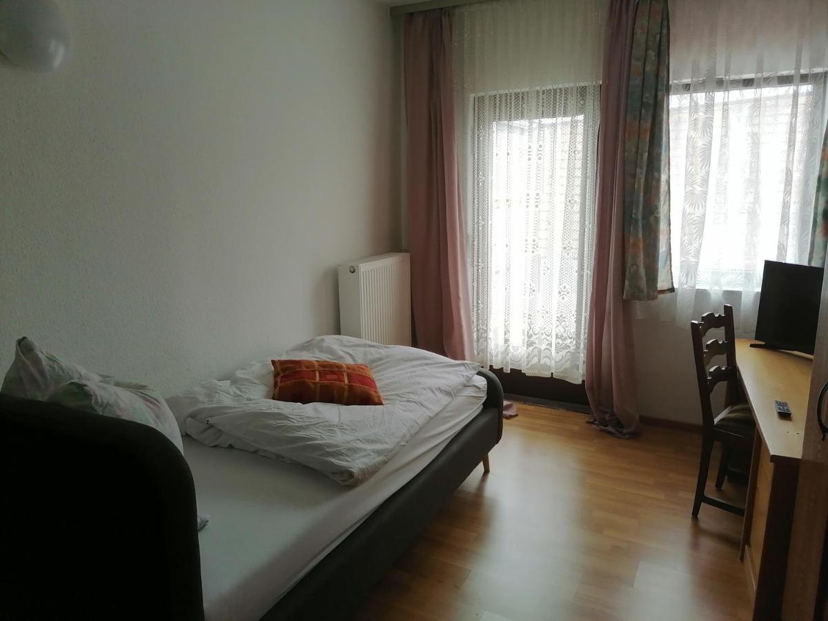 Gasthaus Zur Rose Malsch  Luaran gambar