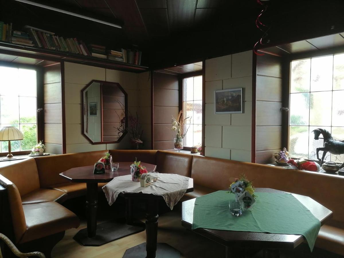 Gasthaus Zur Rose Malsch  Luaran gambar