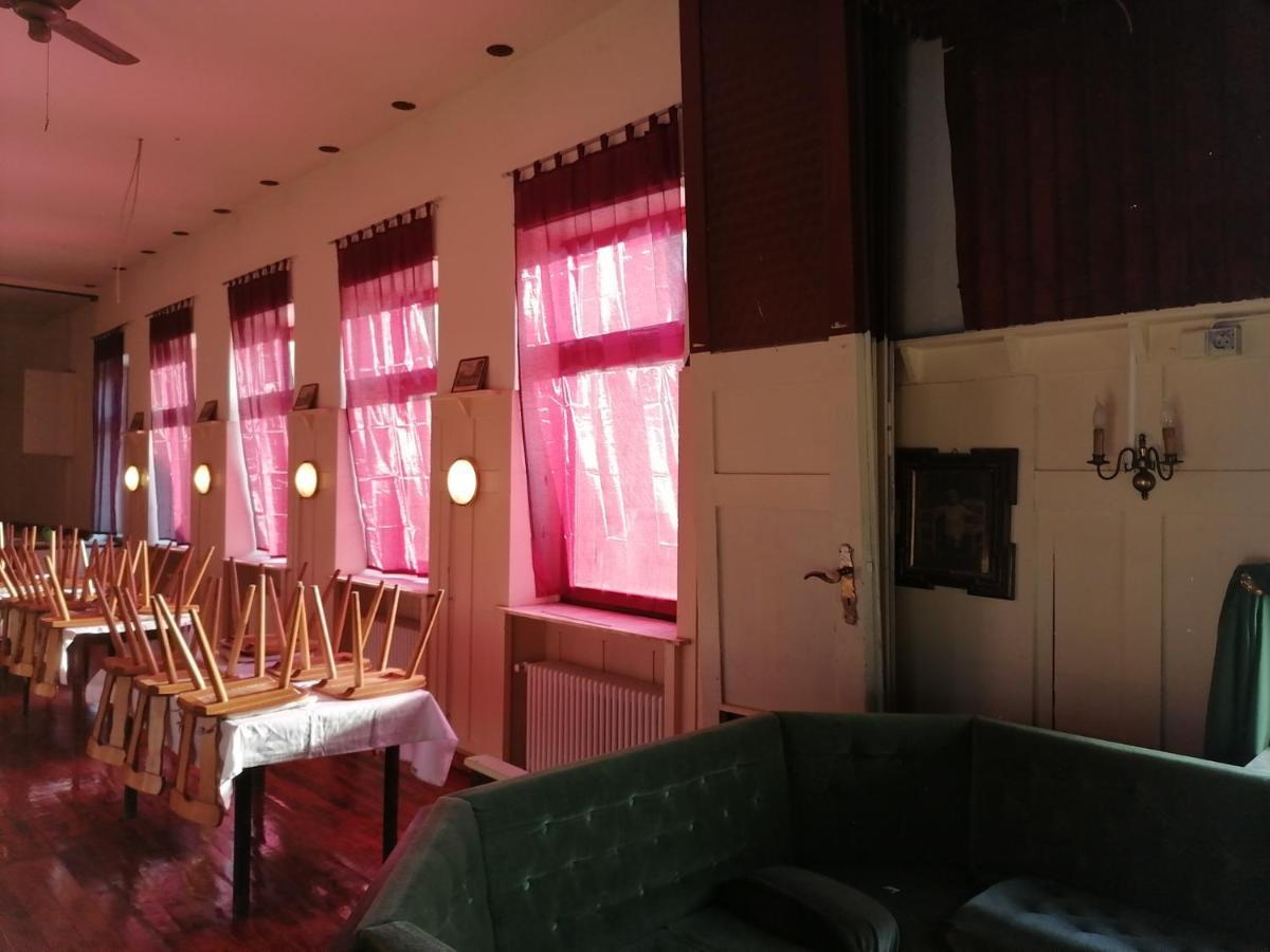 Gasthaus Zur Rose Malsch  Luaran gambar